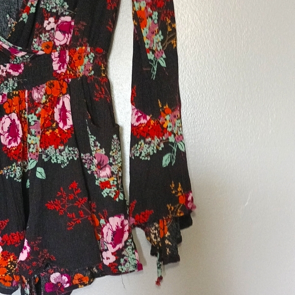 Band of gypsies floral romper xs - Picture 5 of 7